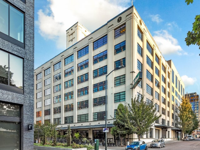 Avenue Lofts building exterior