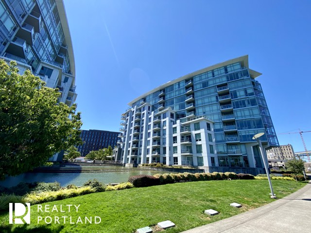 Waterfront Pearl building exterior